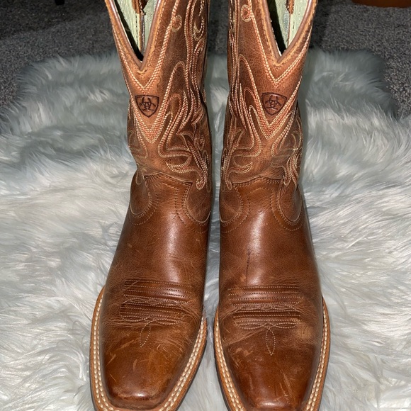 Ariat Square Toe Cowgirl boots - Picture 6 of 6